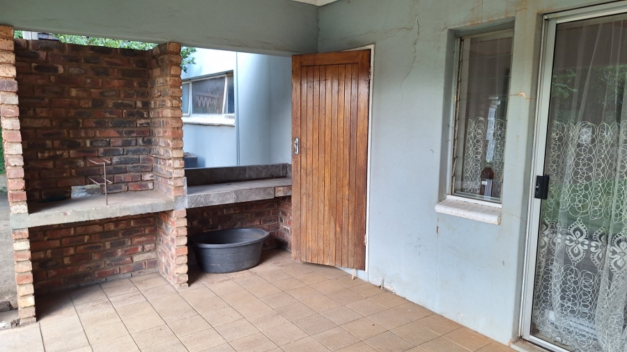 4 Bedroom Property for Sale in Potchefstroom South North West